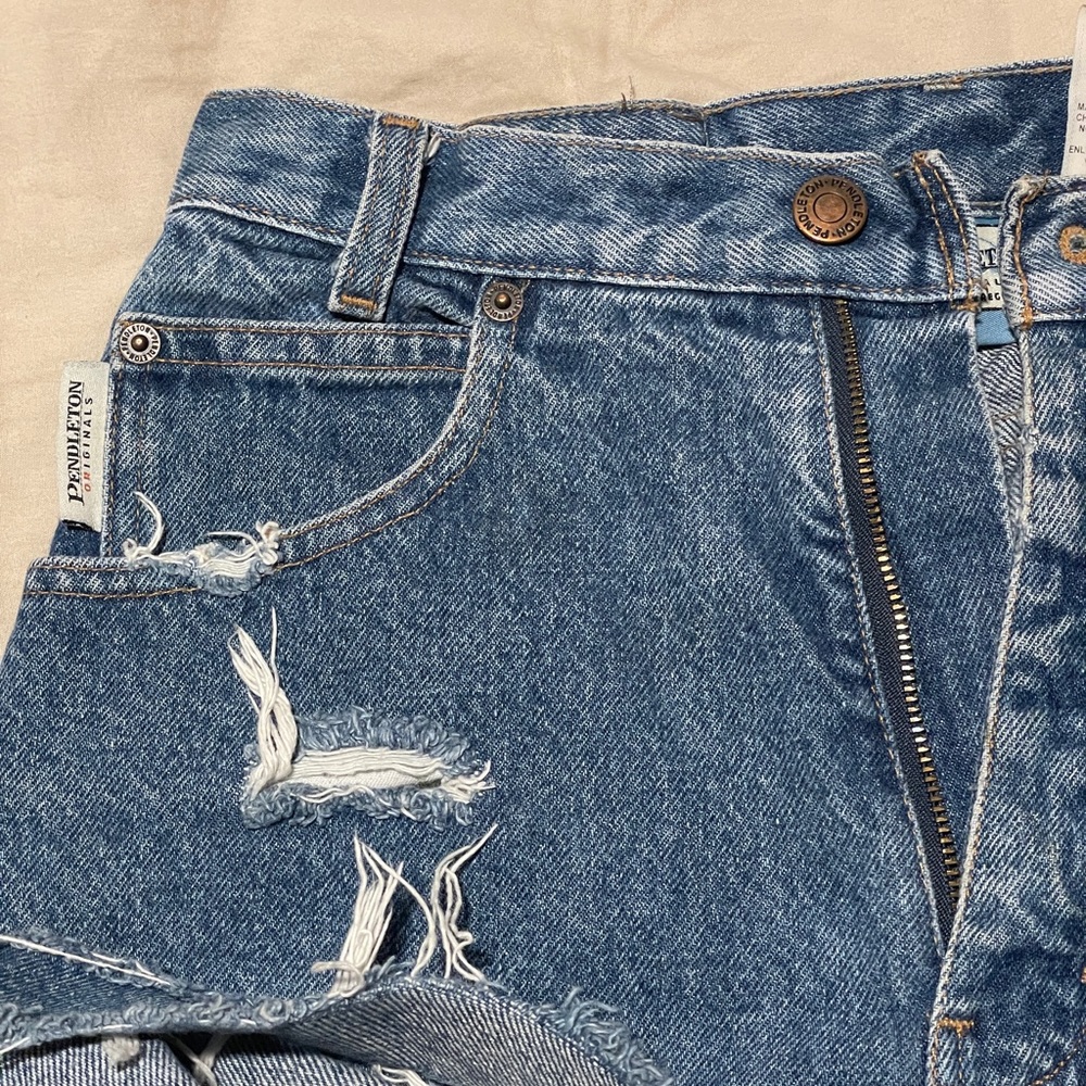 Pendleton Ripped Jeans - Picture 5 of 8